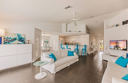 Trafalgar Casa | Beautiful Cape Coral Home, Outdoor Oasis with Heated Pool on a Freshwater Canal!