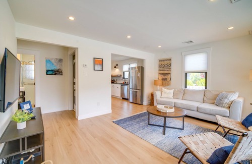 Cape May Cabaña | Beautiful Cape May Cottage: Walk to Beach & Mall!