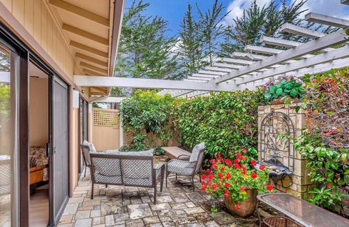 Carmel Casa | Beautiful Carmel Guest House