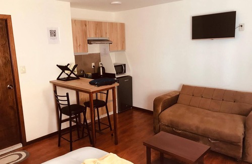 Downtown La Paz Apartamento | Beautiful Central Studio Apartment