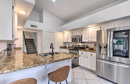 Chandler Casa | Beautiful Chandler Escape w/ Putting Green & Pool!