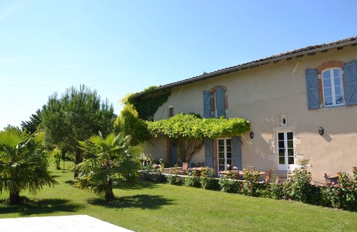 Aiguelèze Cabaña | casa grande rural - on el rio - 4/8 Personas ; piscina privada