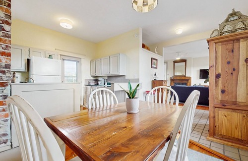 River District Casa | Beautiful coastal home with private back yard and close to downtown attractions