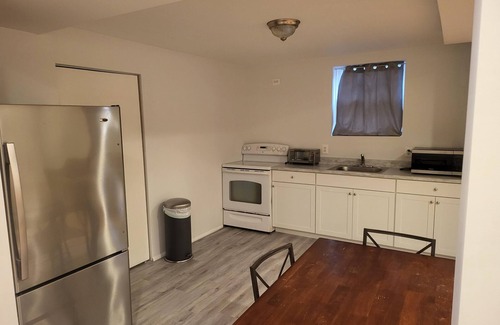 Leesburg Casa | Beautiful Colonial Duplex 4BR 1BA