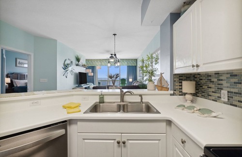 West Panama City Beach Complejo | BEAUTIFUL CONDO ON THE BEACH, UNIT 1708