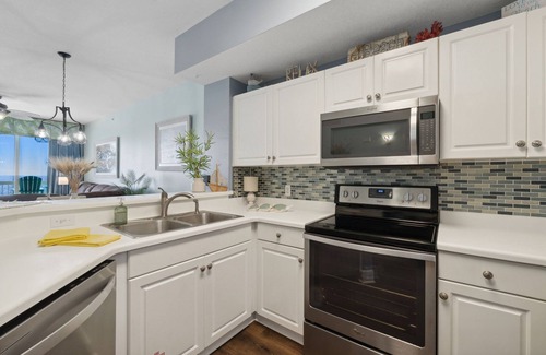 West Panama City Beach Complejo | BEAUTIFUL CONDO ON THE BEACH, UNIT 1708