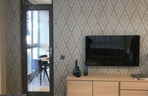 Yenimahalle Apartamento | Beautiful conde overlooking the park