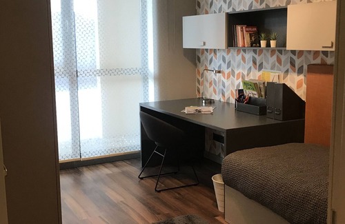 Yenimahalle Apartamento | Beautiful conde overlooking the park
