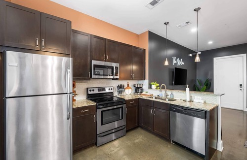 West End Condominio | Beautiful Condo for 4, Mins to Nashville Nightlife