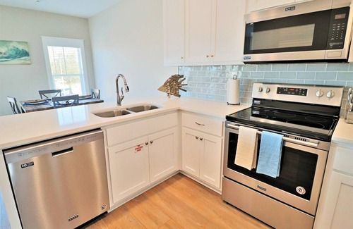 Port St. Joe Apartamento | Beautiful condo in walking distance to both the town center and the Bay!