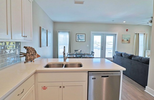 Port St. Joe Apartamento | Beautiful condo in walking distance to both the town center and the Bay!