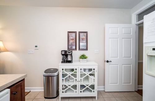 Huddleston Condominio | Beautiful condo lakefront beautiful views, relaxing times what else do you need?