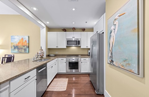 Santa Rosa Beach Condominio | PERFECTO CAMA DE 2 REYES + BUNKS M2 BLDG, 5 ESTRELLAS, 1 BLK A LA PLAYA en 30A, Piscinas, Lago!