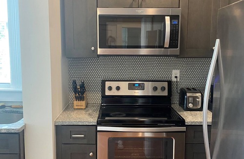 Thomas Square Condominio | Beautiful Condo with walking distance to Forsyth park