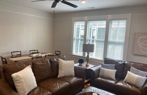 Thomas Square Condominio | Beautiful Condo with walking distance to Forsyth park