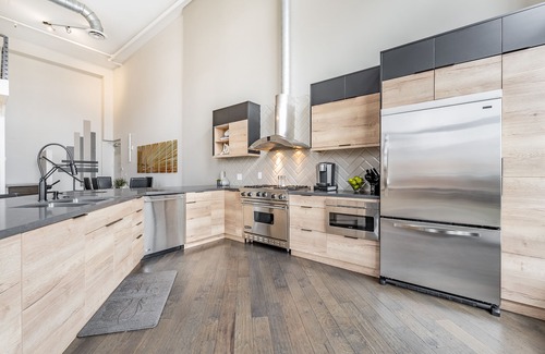 Brown and Stetson Business Condominio | Hermoso y contemporáneo loft ubicado en el corazón de Scottsdale
