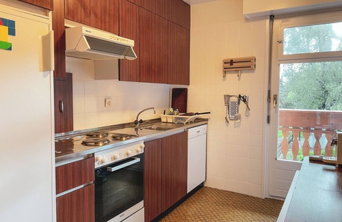 Noes Apartamento | Beautiful & cosy apartment with balcony, view and swimming pool