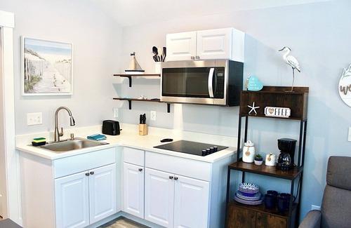 Ocean Isle Beach Casa | Hermosa casita para relajarse con la familia y la naturaleza