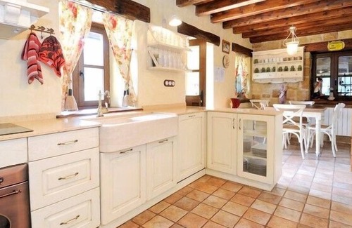 Isuskitza Cabaña | Casa rural junto a la ria de Butron en un entorno privilegiado.