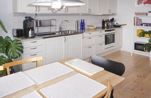 Gnesta Casa | Alojamiento de 3 habitaciones en Mölnbo