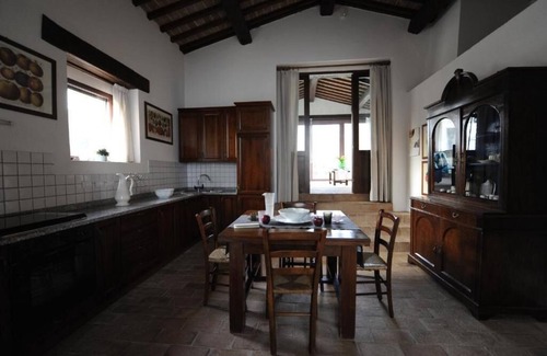Colle di Val d'Elsa Apartamento | Preciosa casa de campo en la campiña toscana, a 15 minutos de San Gimignano