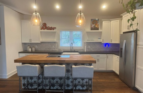Falconhurst Cabaña | Beautiful Cottage in West Asheville