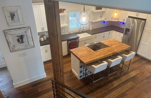 Falconhurst Cabaña | Beautiful Cottage in West Asheville
