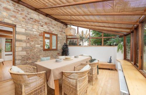Chilcompton Casa | Beautiful Cottage nr Mendip Hills Private Parking