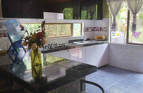 La Mesa Casa | Hermosa Casa Campestre con piscina en San Joaquín