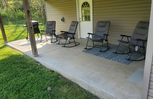 Richland Casa | Beautiful country setting! 23 minutes from Fort Leonard Wood!