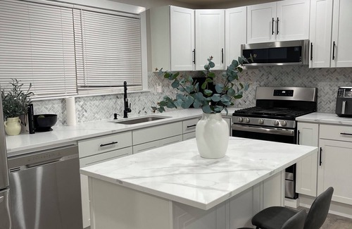 New Rochelle Apartamento | Beautiful & Cozy Apartment