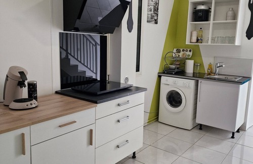Sainte-Suzanne Apartamento | Beautiful, cozy, recent, bright apartment 15 min from Gillot airport