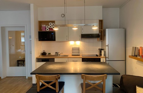 Ixelles Apartamento | Beautiful cozy & spacious studio in a quiet street, close to EU parliament.