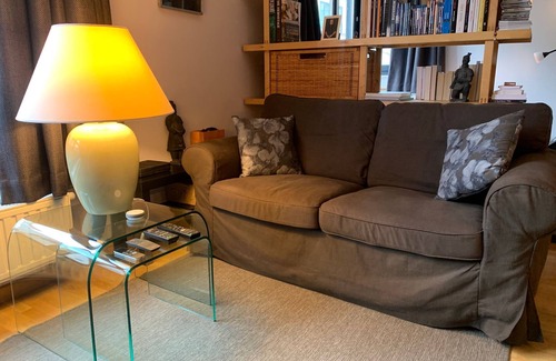 Ixelles Apartamento | Beautiful cozy & spacious studio in a quiet street, close to EU parliament.