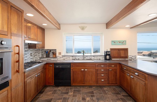 Cayucos Casa | Hermosa, personalizada casa de Cayucos con vistas!