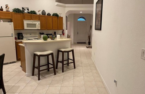 Marbella Casa | Beautiful Dawn private home near all Disney parks