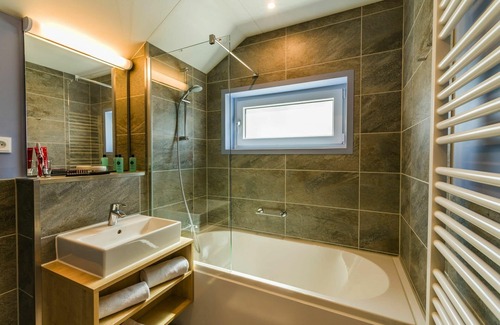 Leutkirch im Allgau Casa | Preciosa casa de vacaciones para 6 personas con piscina, WIFI, TV, terraza y aparcamiento