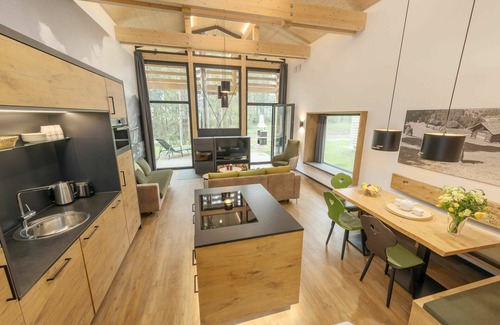 Leutkirch im Allgau Casa | Estupenda casa de vacaciones privada con WIFI, piscina, jacuzzi, TV, terraza, aparcamiento