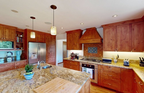 Freestone Casa | Beautiful dog-friendly Sebastopol home w/private pool & game room
