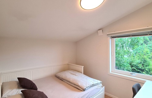 Skedsmo Casa | Beautiful Double Bed in DT Serene Villa near Oslo | Lillestrøm K5