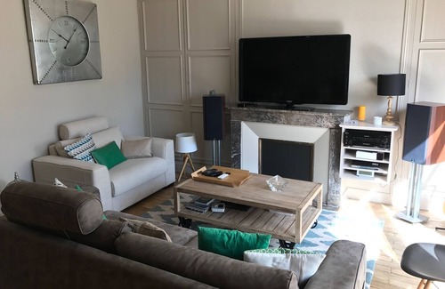 Saumur Casa | BEAUTIFUL SAUMUROISE HOUSE Center-VILLE with GARDEN tt comfort 10 to 12p