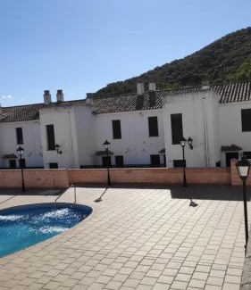 Alcala de los Gazules Casa | Beautiful Duplex with a Patio