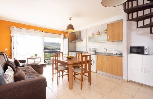 Playa San Juan Apartamento | Bonito dúplex en frente del mar en Playa San Juan