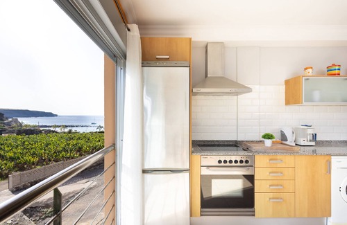 Playa San Juan Apartamento | Bonito dúplex en frente del mar en Playa San Juan