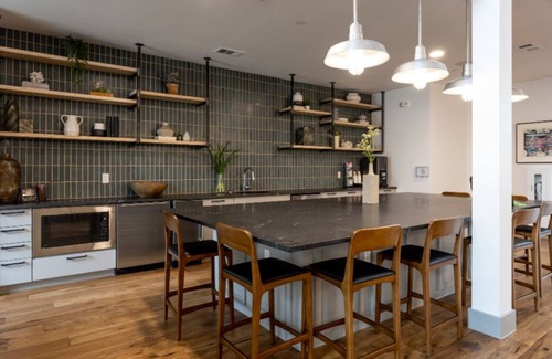 Govalle Apartamento | Beautiful East Austin 1BR w/ Pool, Gym & W/D, nr airport, by Blueground