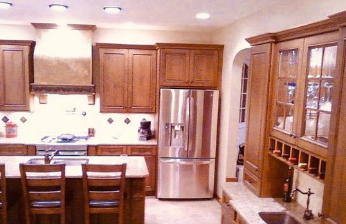 Western Springs Casa | Beautiful English Cottage in Historic Old Town