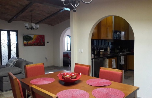 Ajijic Casa | La Floresta Charming Updated Single Story Home in Ajijic, Walkable to everything