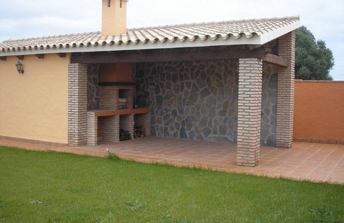 Conil de la Frontera City Center Chalet De Esquí | Chalet rural, con piscina propia, jardín y zona de barbacoa.