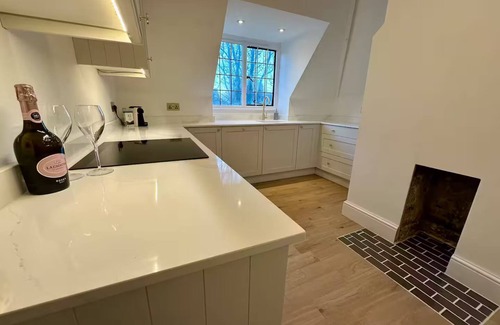 Eastbourne Apartamento | Beautiful Escape to The Gables in Old Town