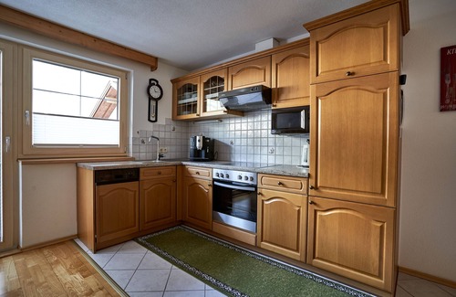 Umhausen Apartamento | Precioso apartamento amueblado exclusivamente con 4 edelweiss